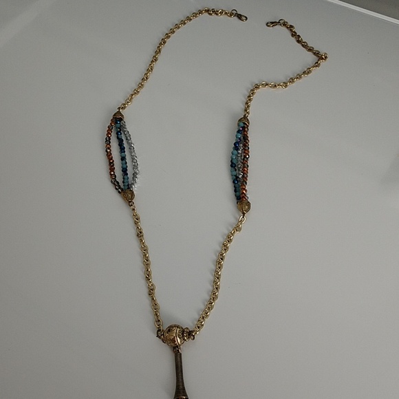 Boutique Necklace - Picture 5 of 5